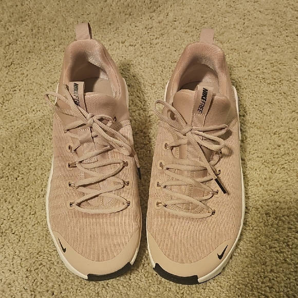 Nike Shoes - Nike Women's Pink Metcons